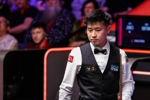 50万英镑！赵心童首夺斯诺克世锦赛冠军，收获50万英镑奖金